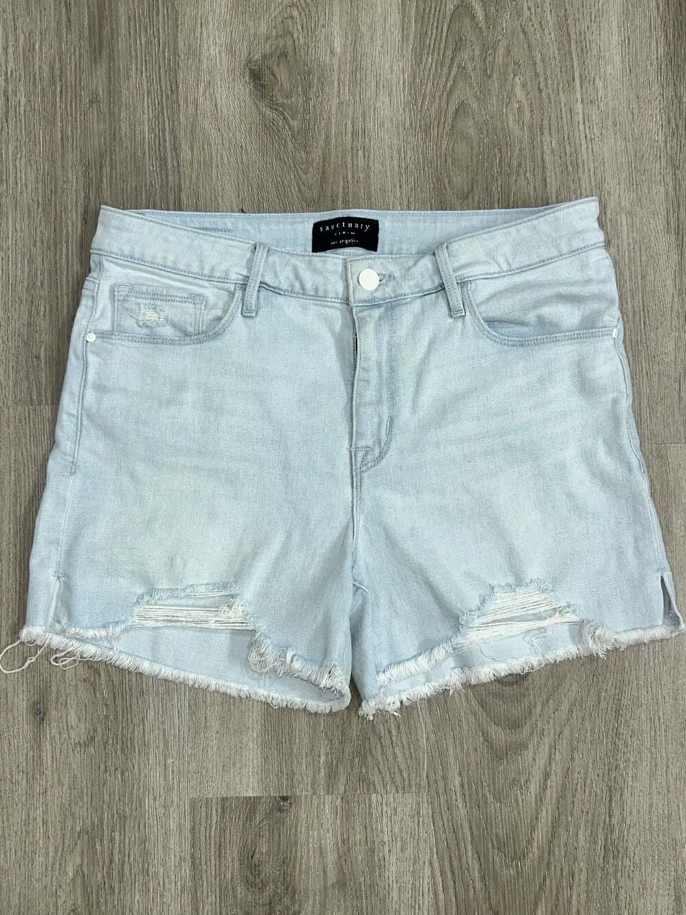 Sanctuary Denim Los Angeles Light Wash Distressed Denim Shorts Size 29 C111